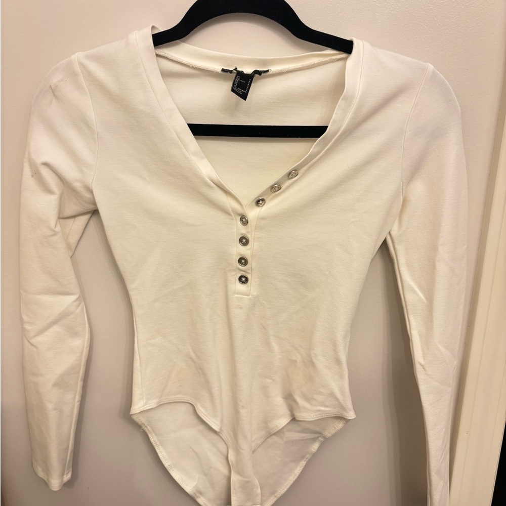 Forever 21 Cream Fitted Buttoned Bodysuit